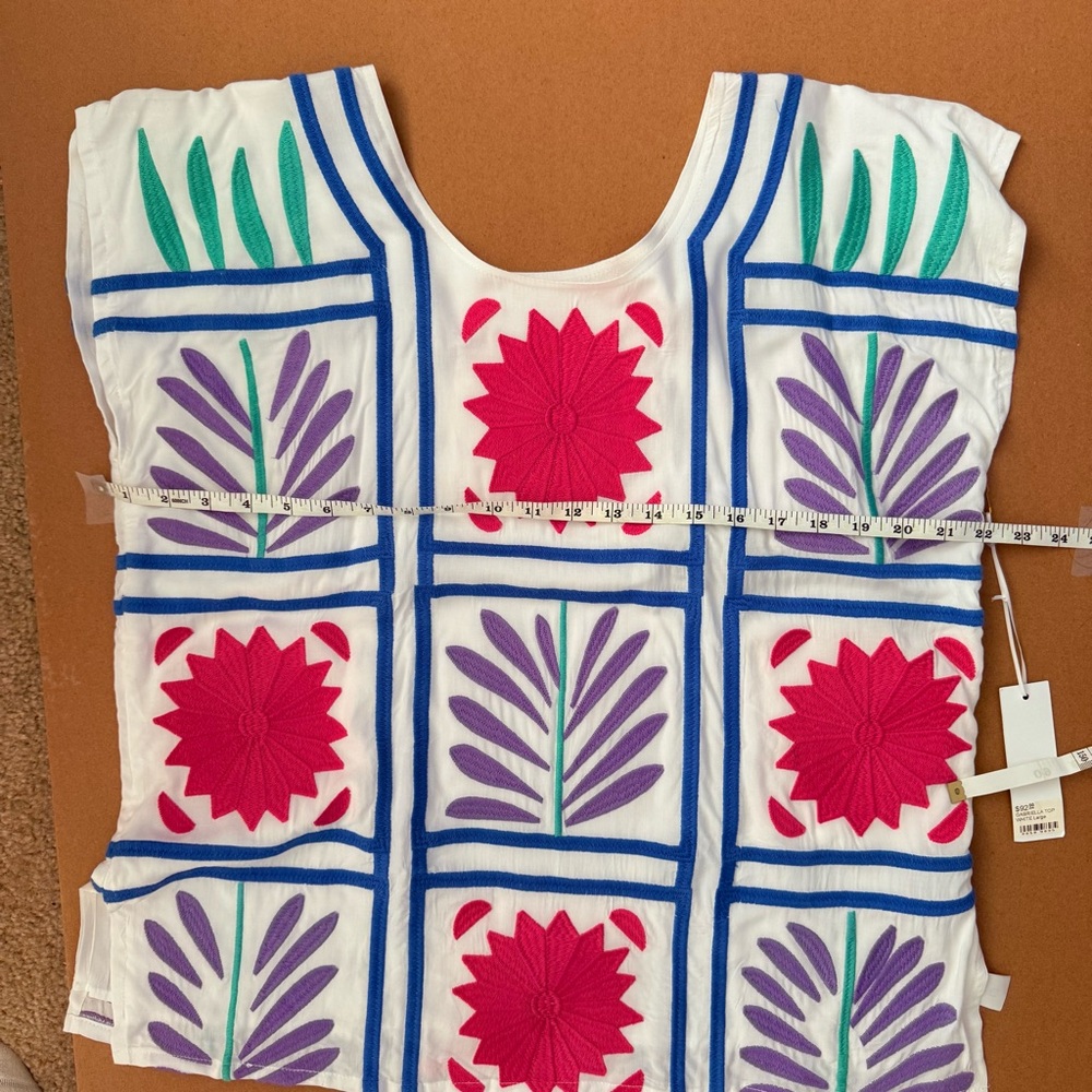 J.Marie nwt size large Embroidered Box-Pattern Tunic Top in White - Picture 6 of 8